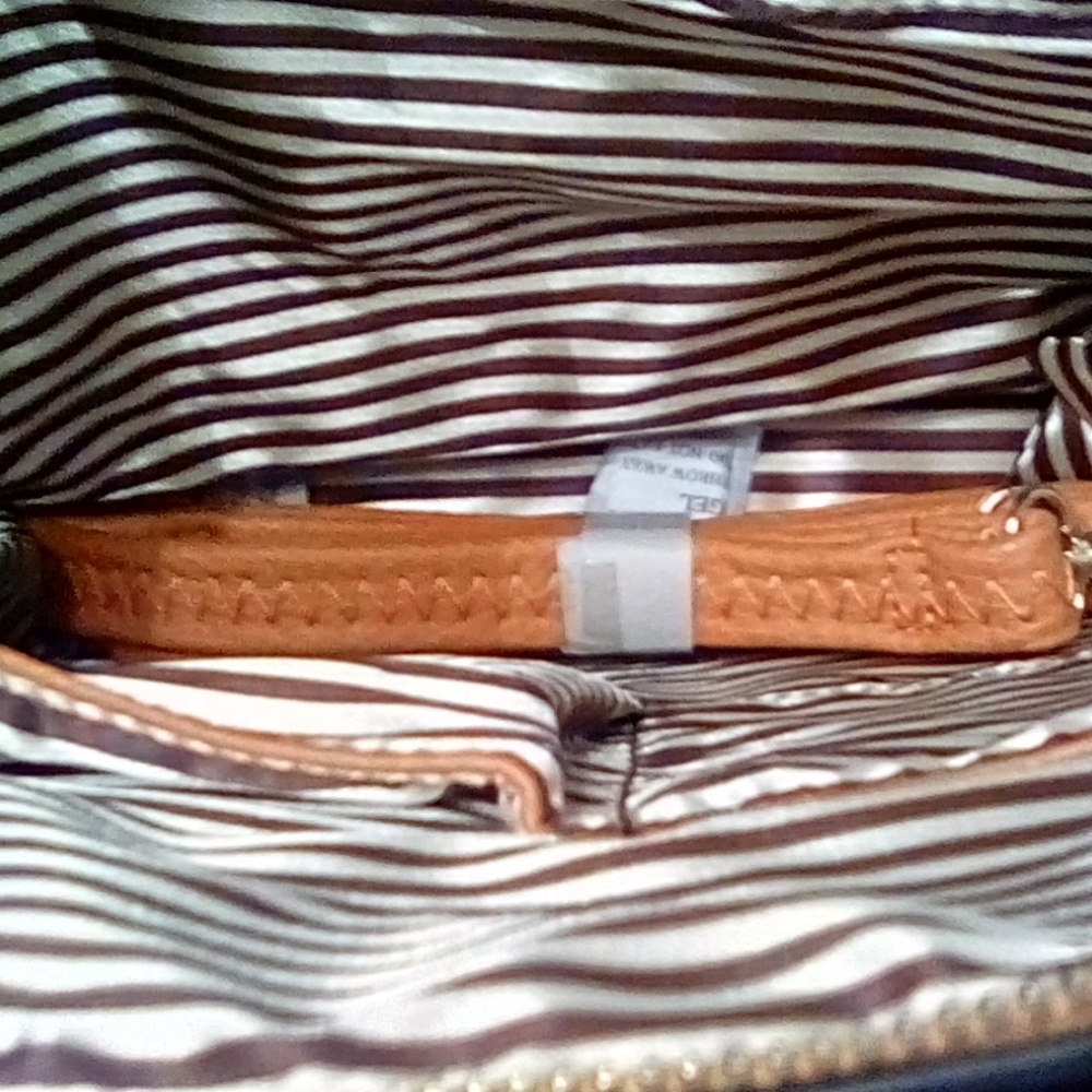 Robert Matthew Khloe Tote - Toasted Caramel***SOLD - Picture 2 of 3